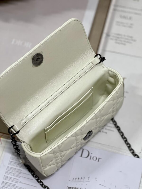 1:1 Replica Mini Miss Dior Bag White/ Black For Women 7 in/ 18.5cm