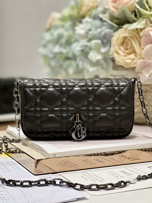 1:1 Replica Mini Miss Dior Bag White/ Black For Women 7 in/ 18.5cm