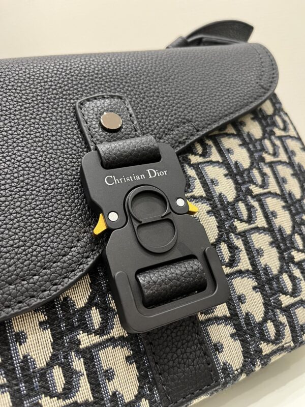 1:1 Replica Mini Saddle Bag With Strap Black For Women 9in/23cm 1ADPO049YKS_H27E
