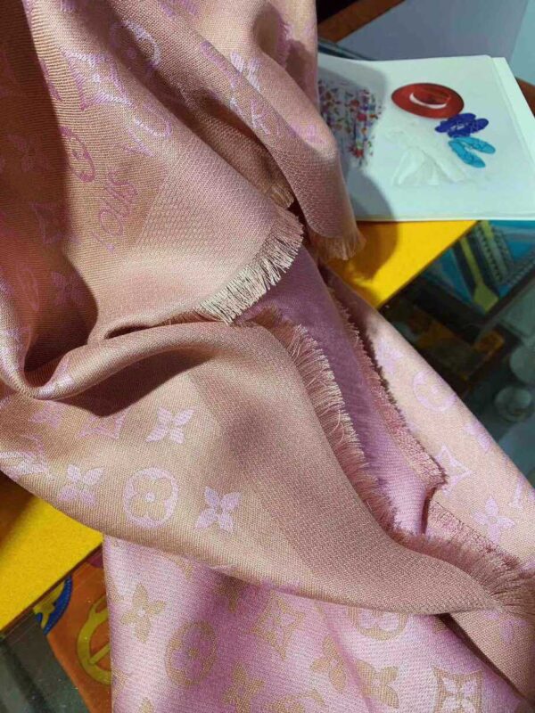 Monogram Classic Shawl Pink For Women M78904