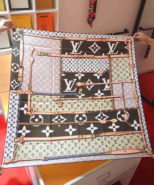 Monogram Confidential Square 90 Brown For Women