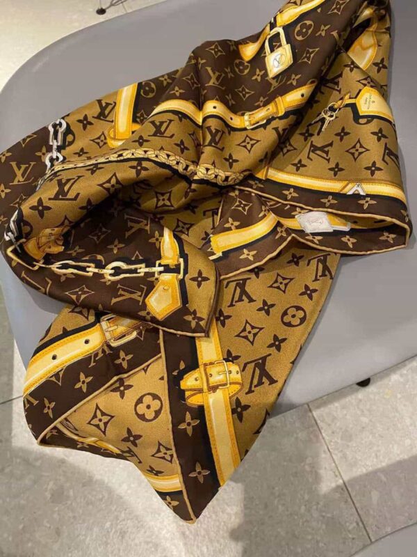 Monogram Confidential Square 90 Brown For Women M78666