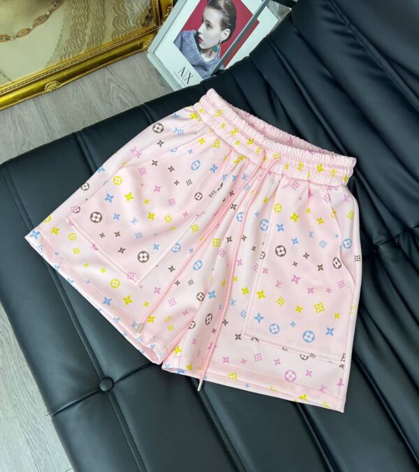 Multicolor Motifs Shorts And T- Shirt Pink For Women
