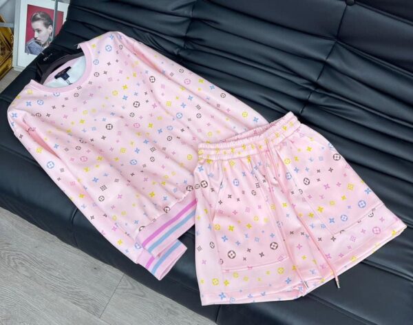 Multicolor Motifs Shorts And T- Shirt Pink For Women