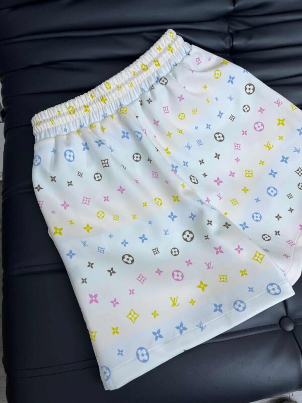 Multicolor Motifs Shorts And T- Shirt White For Women