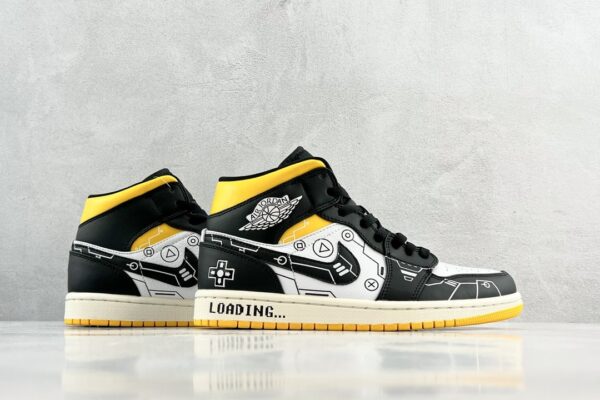 Nike Air Jordan 1 Mid Loading Sneaker Black Color For Women, Women's Shoes