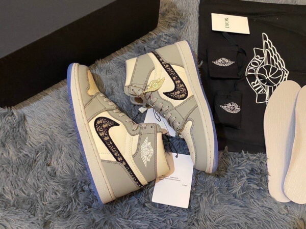 Nike Dior x Air Jordan 1 High OG Wolf Grey/Sail/Photon Dust/White For Women, Women's Shoes