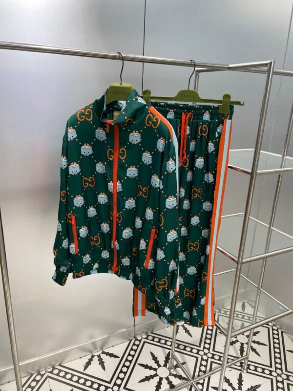 Orange Border Jacket And Pants Green For Women