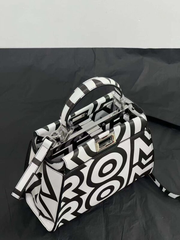 1:1 Replica Peekaboo Iseeu Mini Bag Black And White For Women 9in/ 23cm