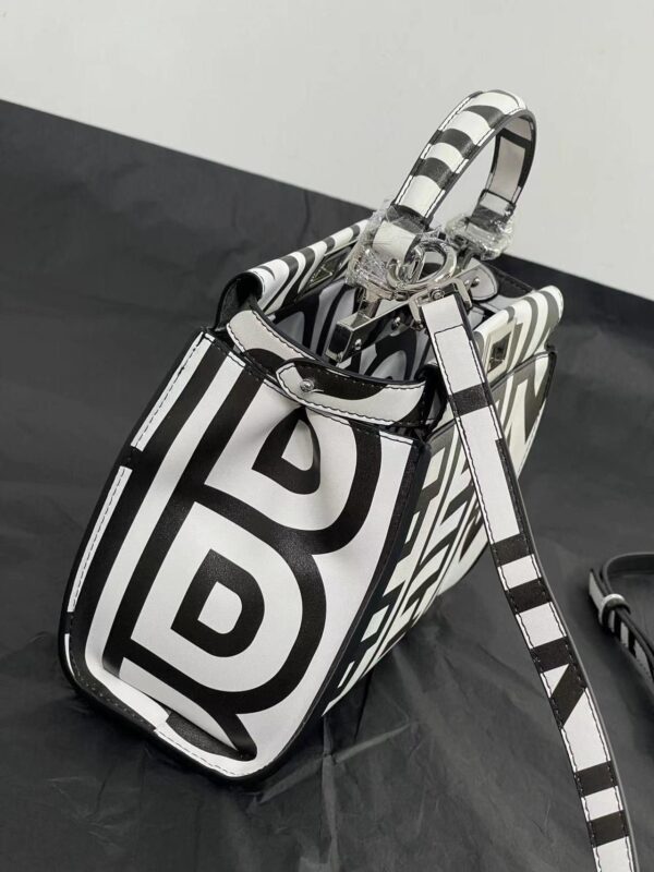 1:1 Replica Peekaboo Iseeu Mini Bag Black And White For Women 9in/ 23cm