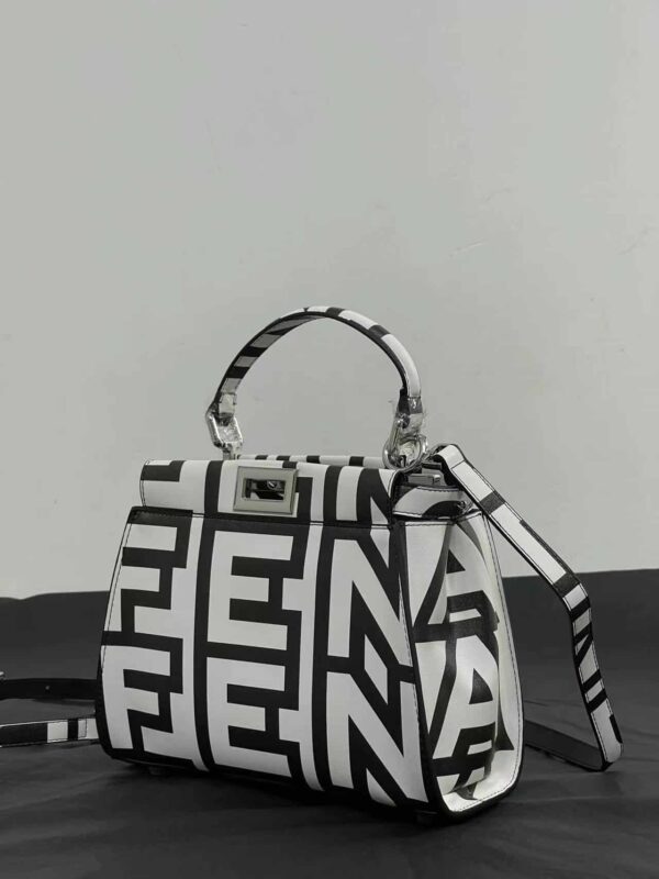 1:1 Replica Peekaboo Iseeu Mini Bag Black And White For Women 9in/ 23cm