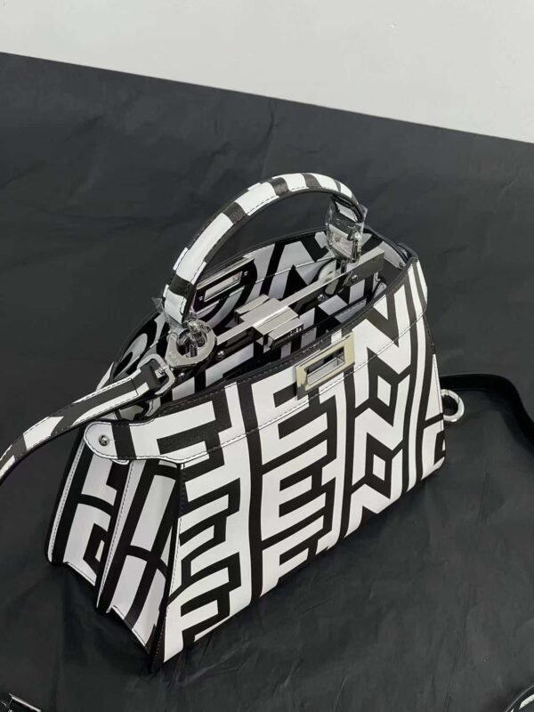 1:1 Replica Peekaboo Iseeu Small Bag Black And White For Women 10.5in/ 27cm