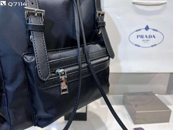 PR005  - Prada Women's Fashion Bag