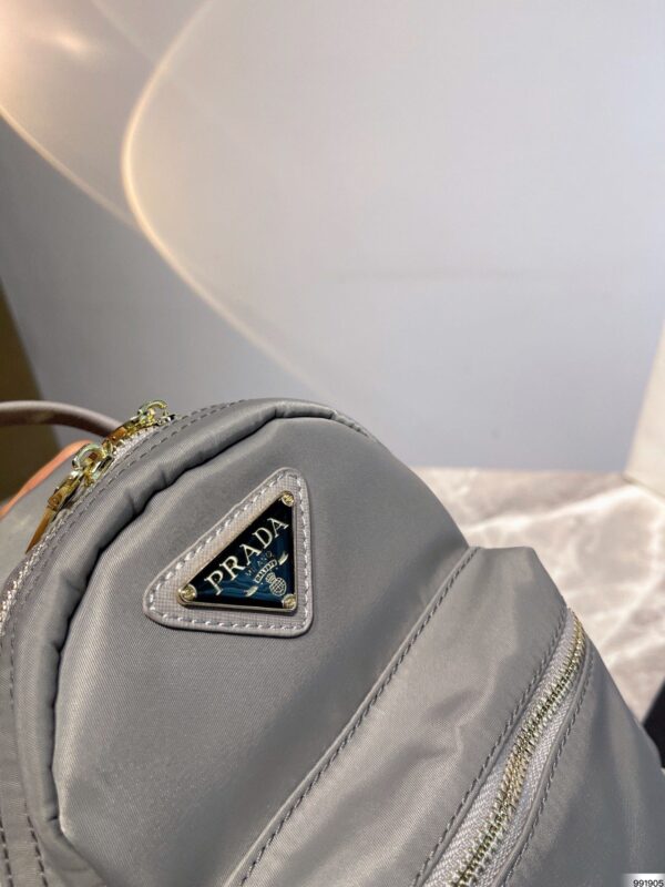 PR007  - Prada Women's Fashion Bag