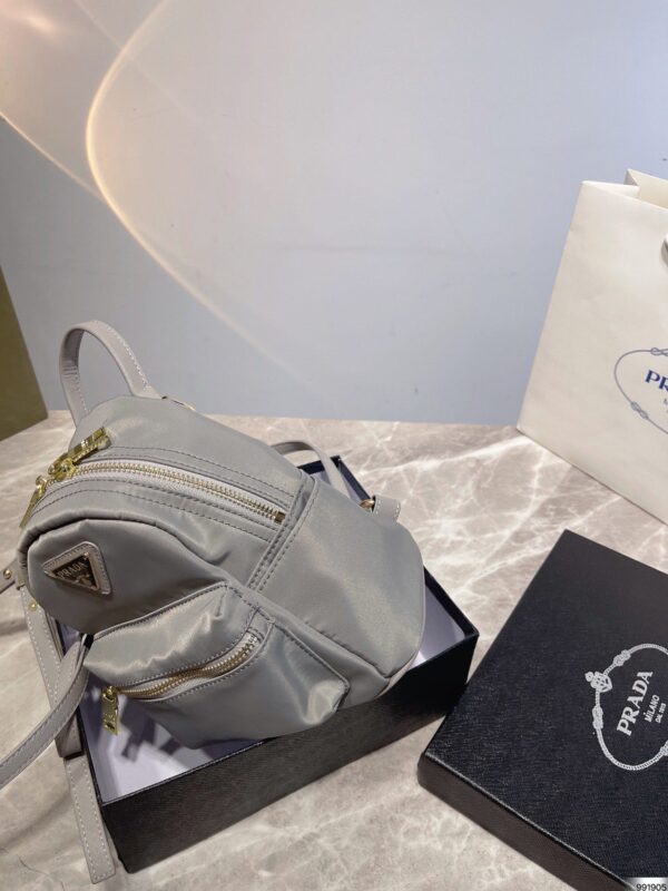 PR007  - Prada Women's Fashion Bag