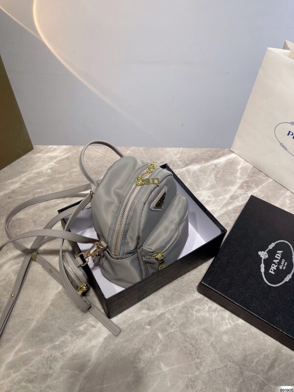 PR007  - Prada Women's Fashion Bag