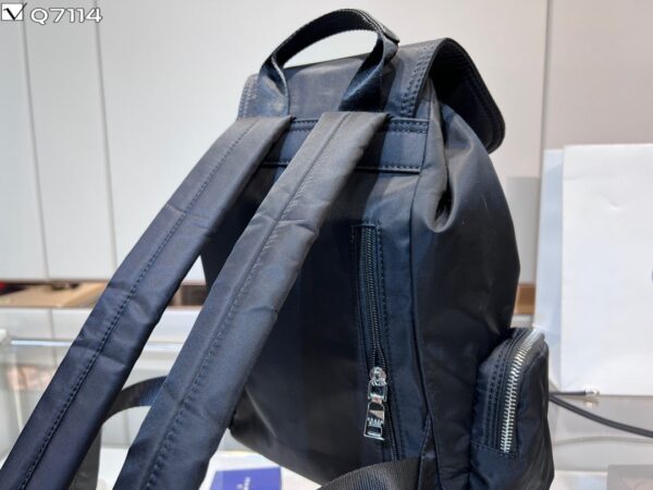PR008  - Prada Women's Fashion Bag