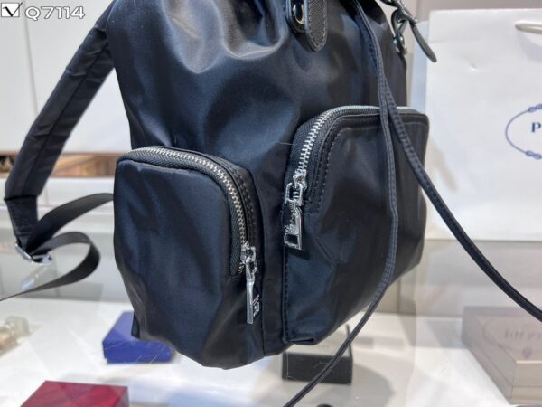 PR008  - Prada Women's Fashion Bag