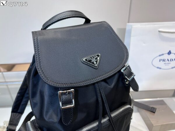 PR008  - Prada Women's Fashion Bag