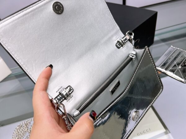 PR010  - Prada Women's Fashion Bag