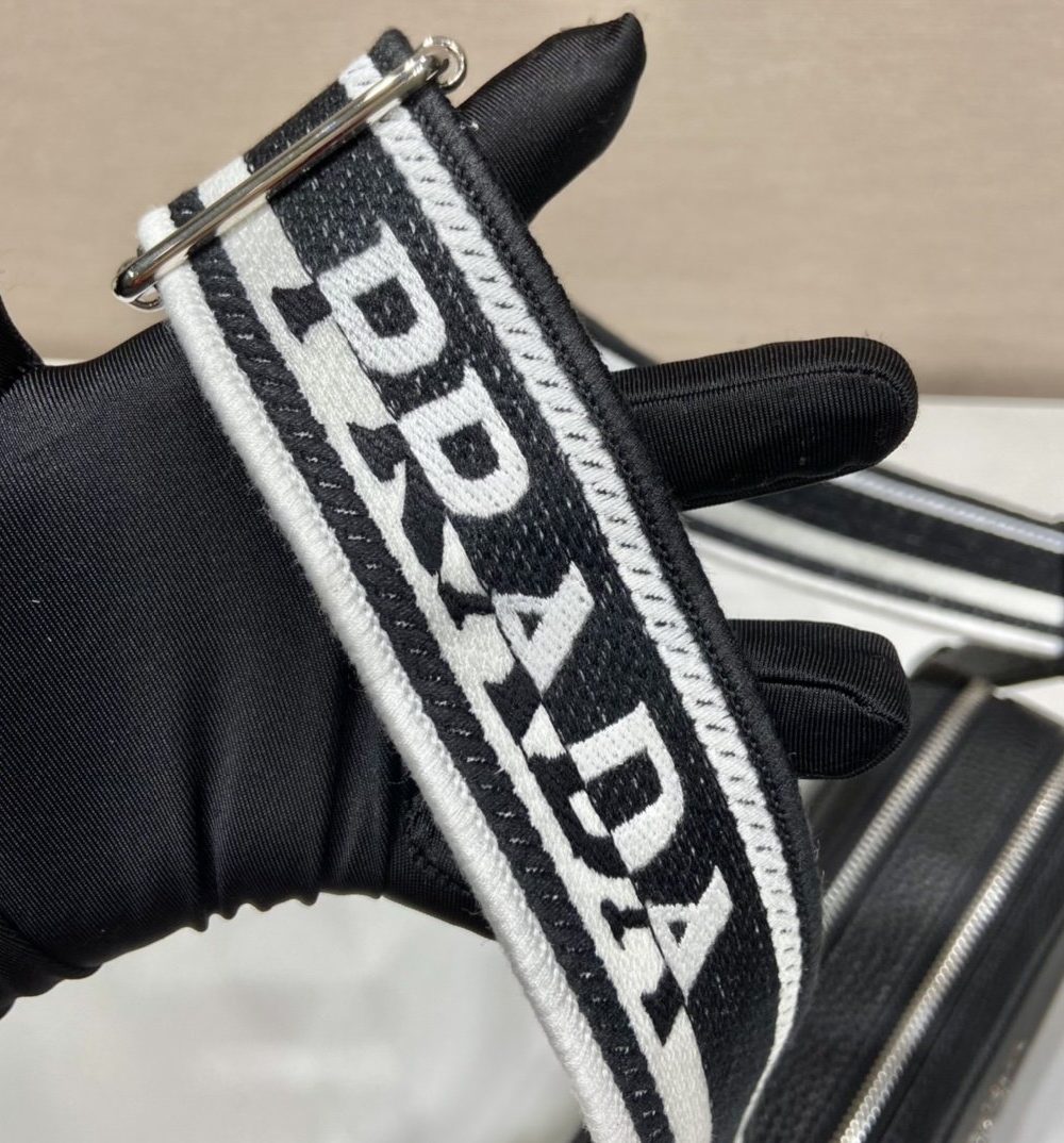 Prada Bag With Shoulder Strap Black For Women, Women's Bags 8.6in/22cm 1BH082_2DKV_F0002_V_3OM