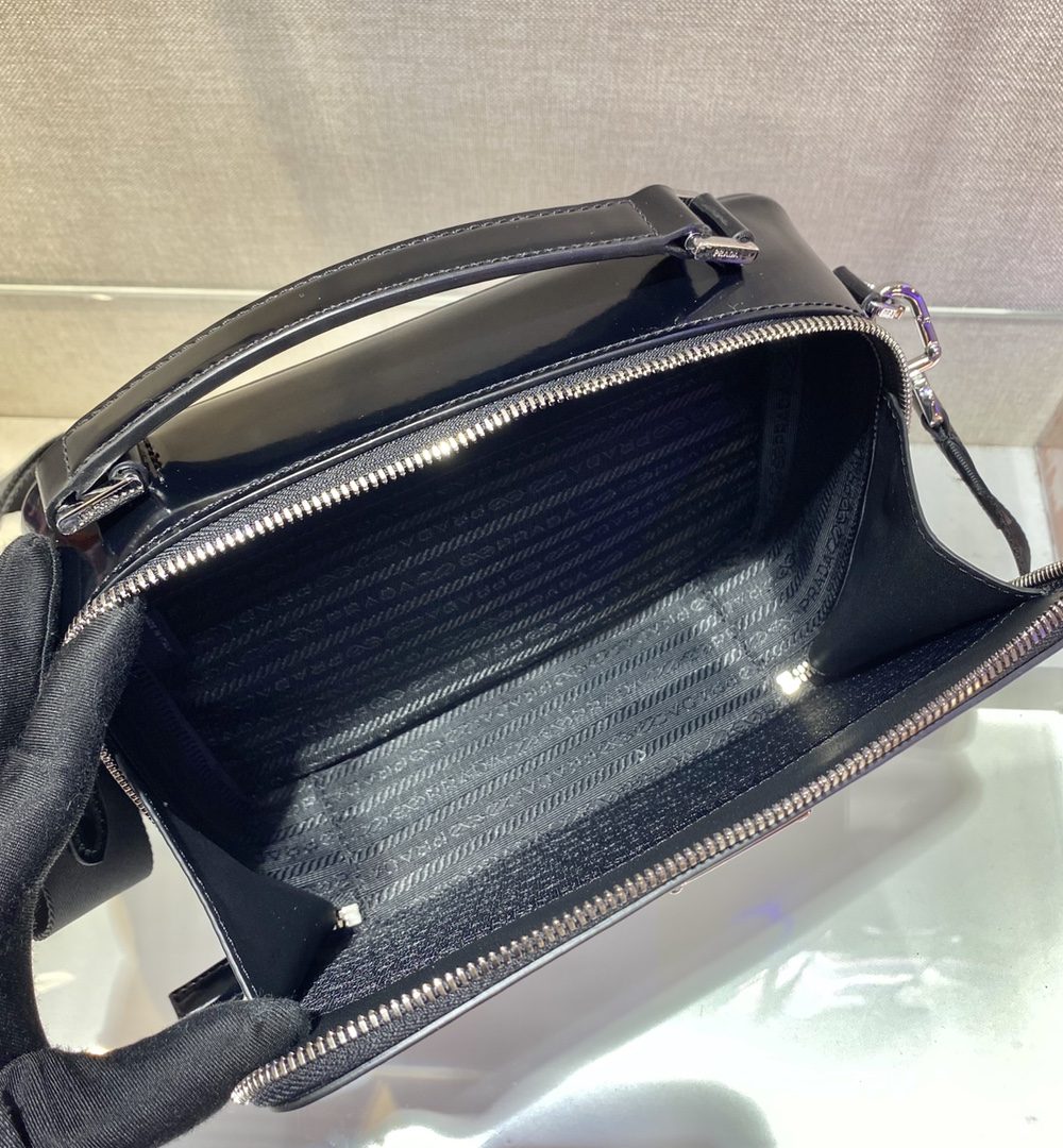 Prada Brique Saffiano Bag Black For Women, Women's Bags 8.6in/22cm 2VH069_9Z2_F0002_V_YMI