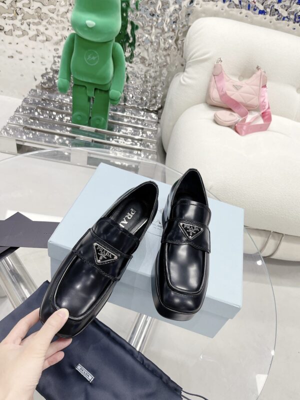 Prada Brushed Loafers Black For Women 1in/25mm PRD 1D902M_055_F0002_F_025