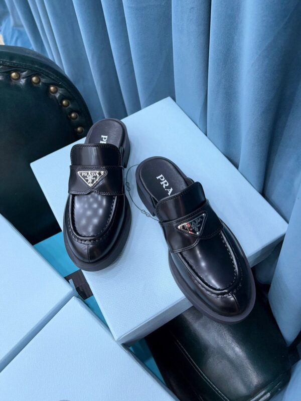 Prada Chocolate Brushed Mules Black For Women 1.6in/40mm PRD 1D652M_055_F0002_F_040