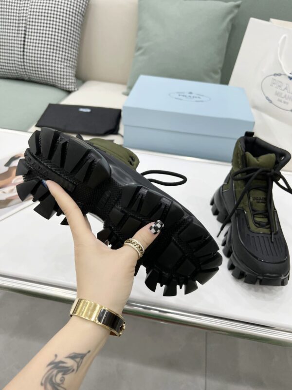 Prada Cloudbust Thunder High-Top Sneakers Forest Green/Black For Women 1.9in/50mm PRD 2TG189_3LGO_F0B80_F_G000
