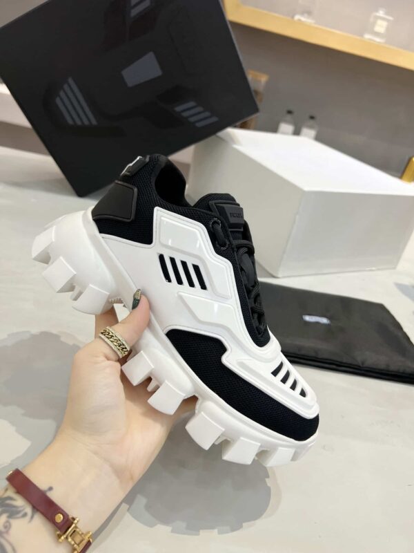 Prada Cloudbust Thunder Sneakers Black And White For Women PRD 