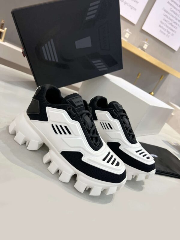 Prada Cloudbust Thunder Sneakers Black And White For Women PRD 