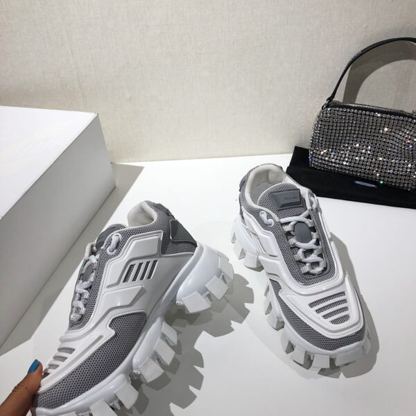 Prada Cloudbust Thunder Sneakers Grey And White For Women PRD