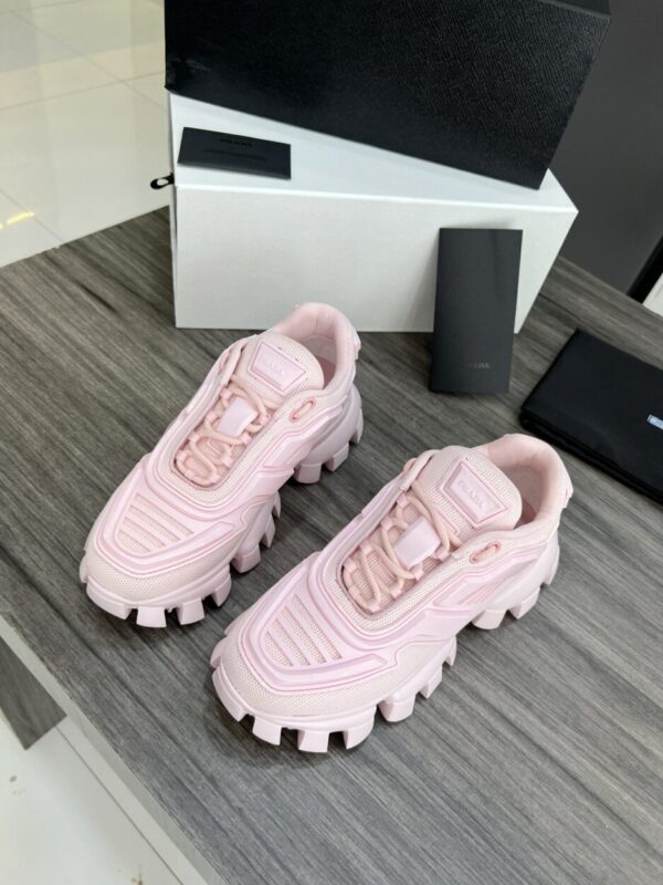 Prada Cloudbust Thunder Sneakers Pink For Women PRD  1E819L_3KR2_F0E18_F_050