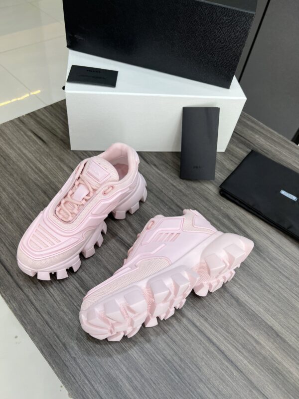 Prada Cloudbust Thunder Sneakers Pink For Women PRD  1E819L_3KR2_F0E18_F_050
