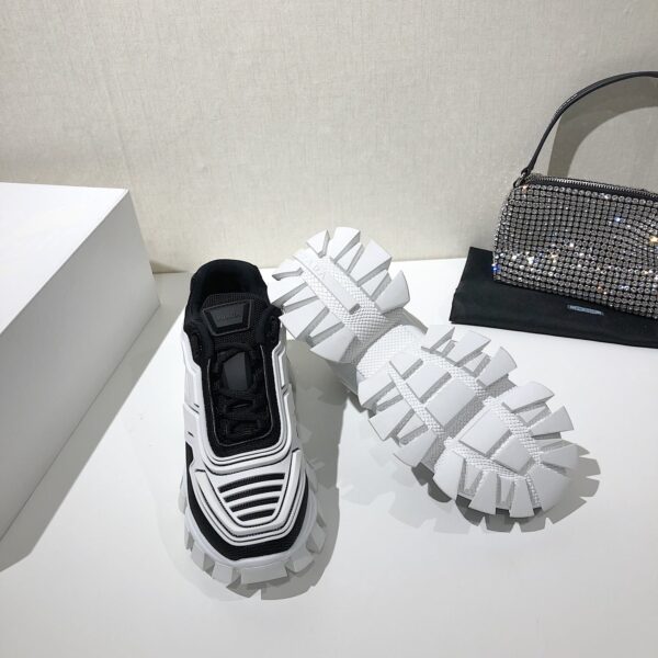 Prada Cloudbust Thunder Sneakers White/Black For Women 2.4in/60mm PRD