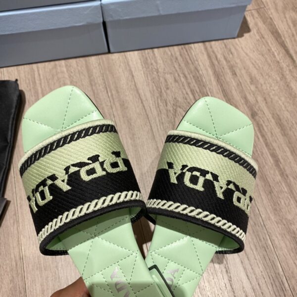 Prada Embroidered Fabric Slides Black/Green For Women 0.4in/10mm PRD