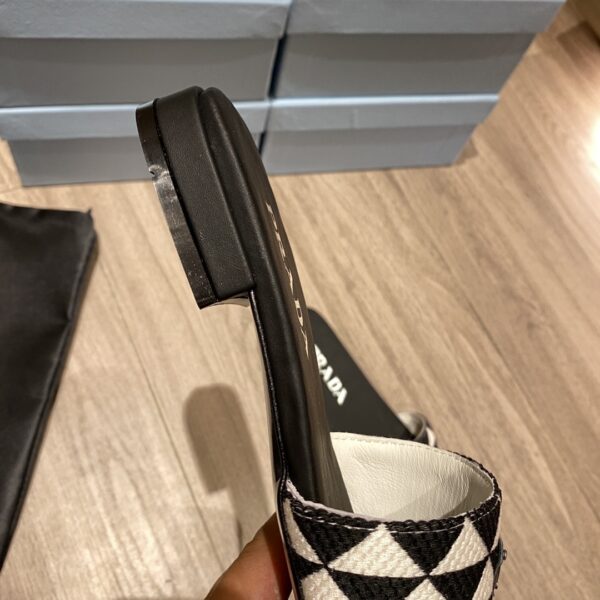 Prada Embroidered Fabric Slides Black/White For Women 0.4in/10mm PRD