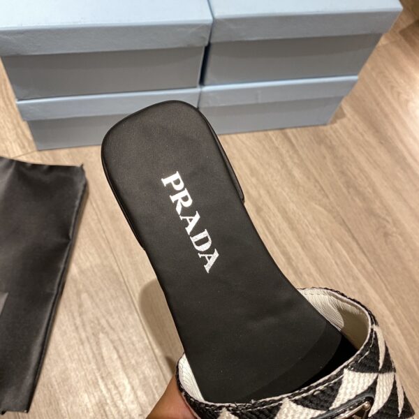 Prada Embroidered Fabric Slides Black/White For Women 0.4in/10mm PRD
