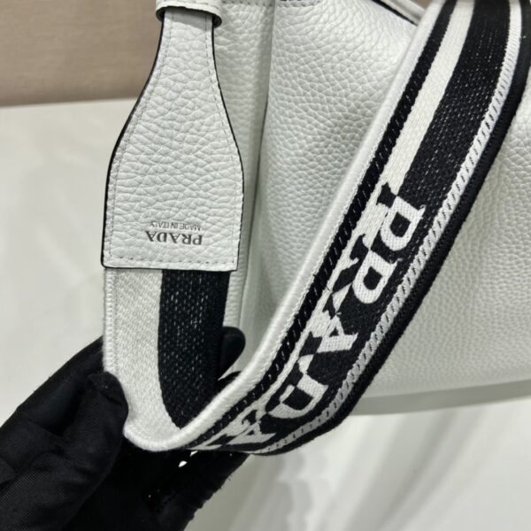 Prada Large Handbag White For Women, Women's Bags 9in/23cm