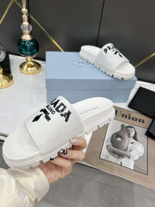 Prada Logo Detailed Sequin Slides White For Women 1.4in/35mm PRD
