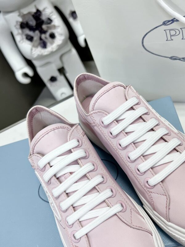 Prada Macro Re-Nylon And Brushed Sneakers Pink For Women 1.2in/30mm PRD