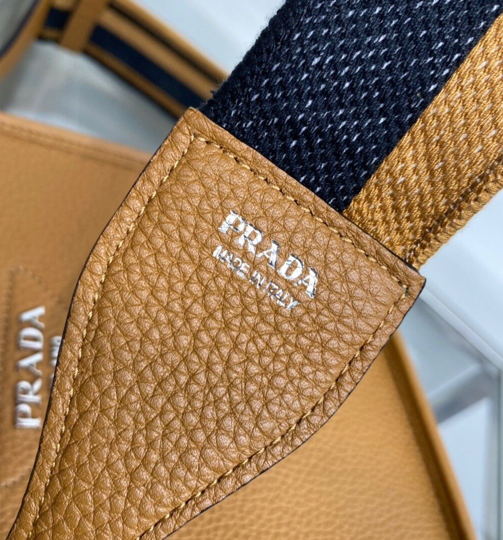 Prada Mini Shoulder Bag Brown For Women, Women's Bags 7.9in/20cm 1BH191_2DKV_F02Z8_V_3OO