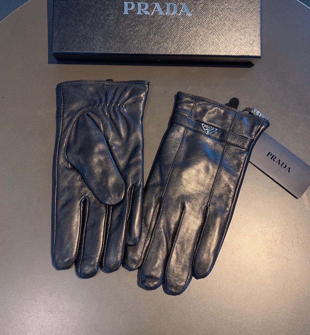Prada Nappa Gloves In Black