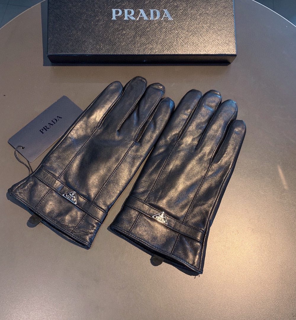 Prada Nappa Gloves In Black