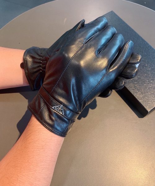 Prada Nappa Gloves In Black
