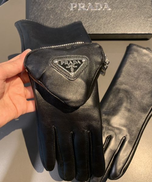 Prada Nappa Gloves In Black