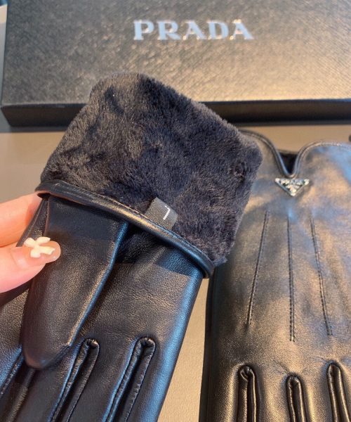 Prada Nappa Gloves In Black
