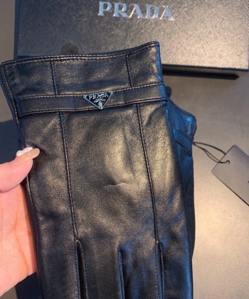 Prada Nappa Gloves In Black