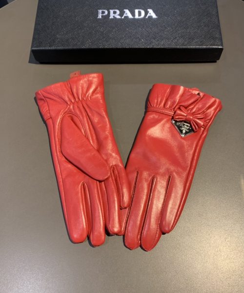 Prada Nappa Gloves In Red