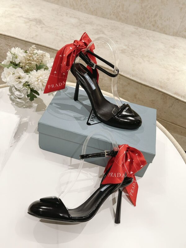 Prada Patent Sling-Back Pumps Black For Women 3.5/90mm PRD